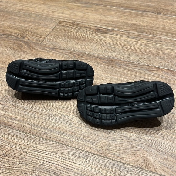 Puma toddler Shoes, size 6, new without tags - Picture 4 of 5